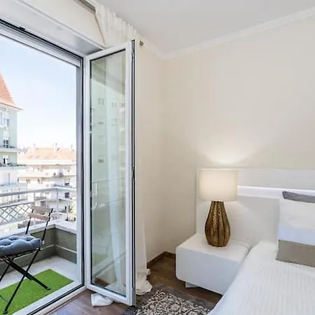 Apartment Akicity Alameda Charm Lisbon